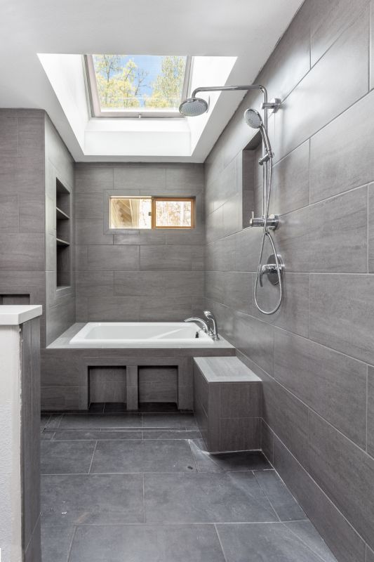 Best Bathroom Renovation Contractors in Fort Gratiot, MI